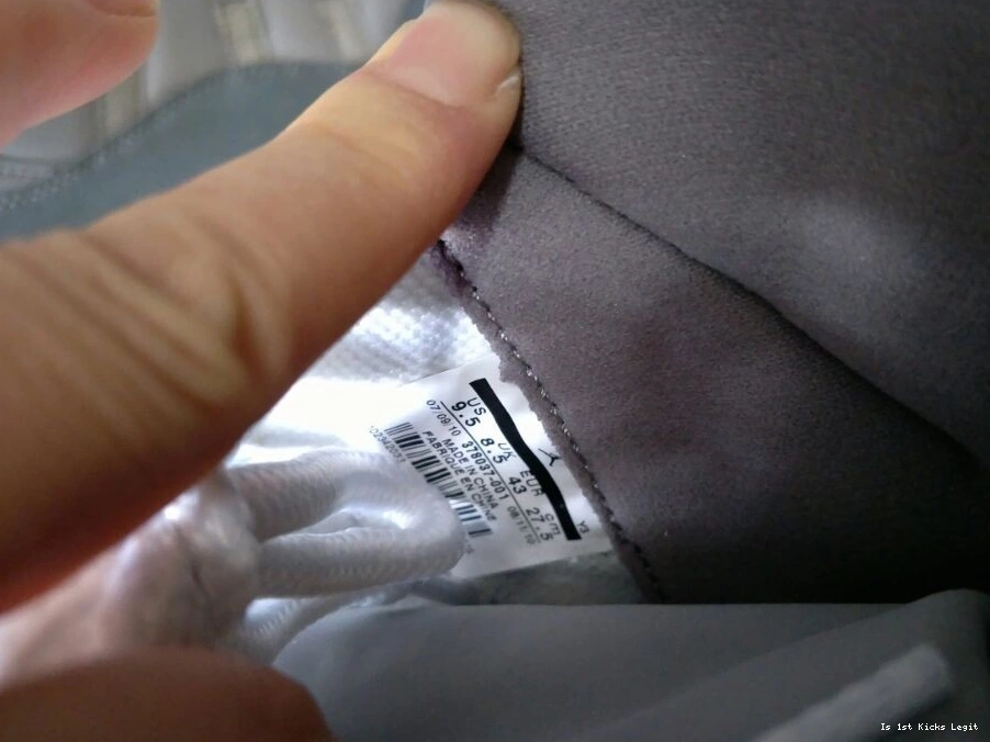 Ad 11 Retro Jordan Cool 378037-001 Grey  0401